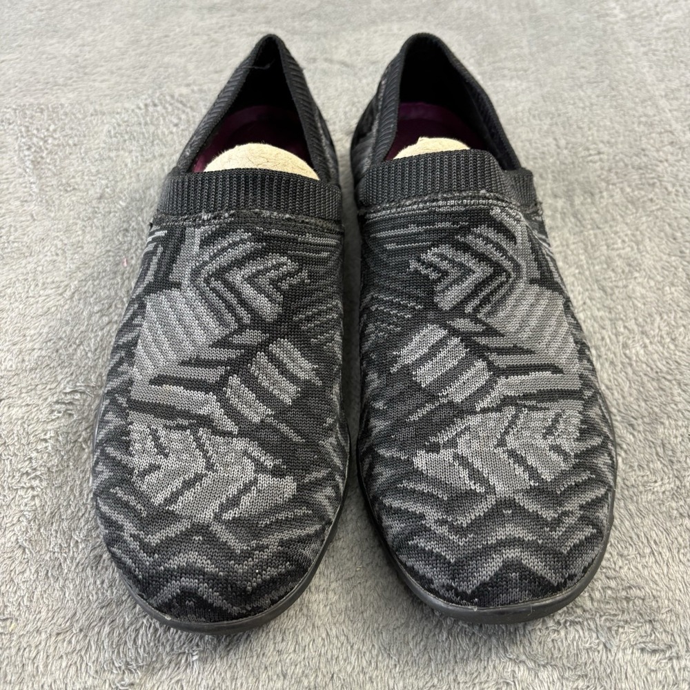 Skechers Shoes Womens 9 Relaxed Fit Air Cooled Memory Foam Knit Pull On Sneakers